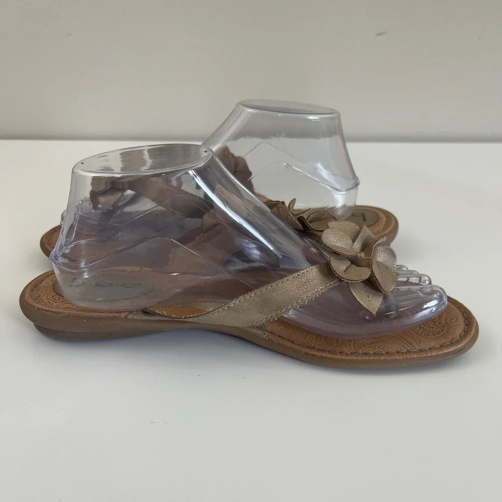 b.o.c. Born Concept Sandals 9M Gold Floral Thong Cottagecore Boho Beach Feminine